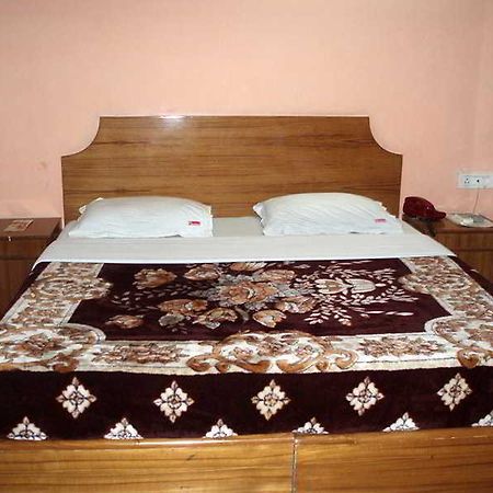 Hotel Ashoka International New Delhi Ngoại thất bức ảnh