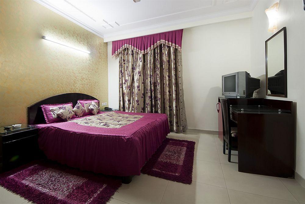 Hotel Ashoka International New Delhi Ngoại thất bức ảnh
