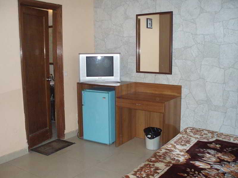 Hotel Ashoka International New Delhi Ngoại thất bức ảnh